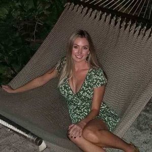 Meet your Posher, Mackenzie